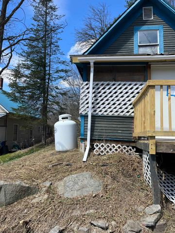 76 Water Street, Barton, VT 05822