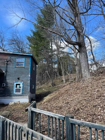 76 Water Street, Barton, VT 05822