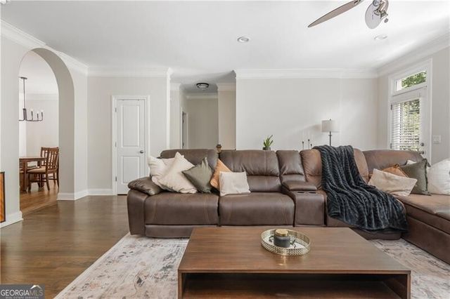 1513 Whitehead Bluff NW, Atlanta, GA 30318