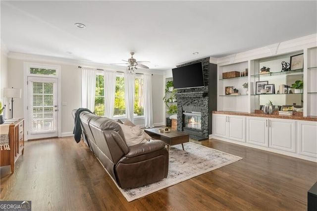 1513 Whitehead Bluff NW, Atlanta, GA 30318