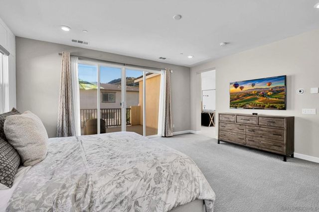 21715 Deer Grass, Escondido, CA 92029