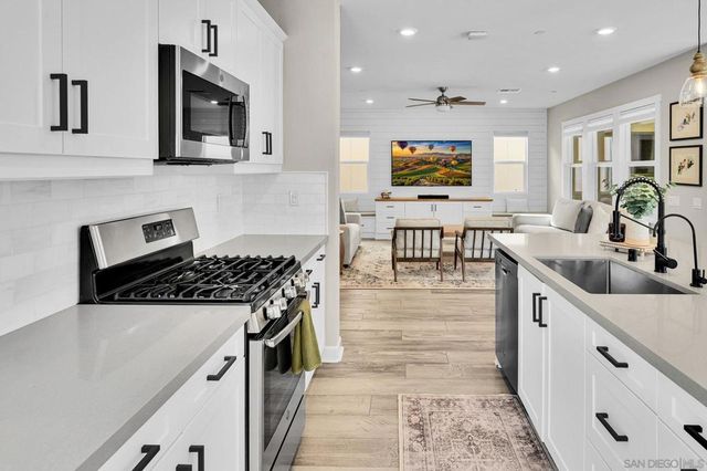 21715 Deer Grass, Escondido, CA 92029