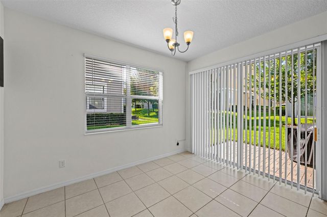 978 E 10TH STREET, Apopka, FL 32703