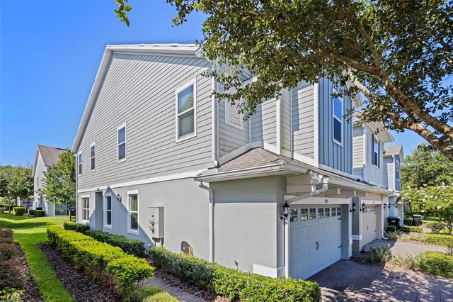 978 E 10TH STREET, Apopka, FL 32703