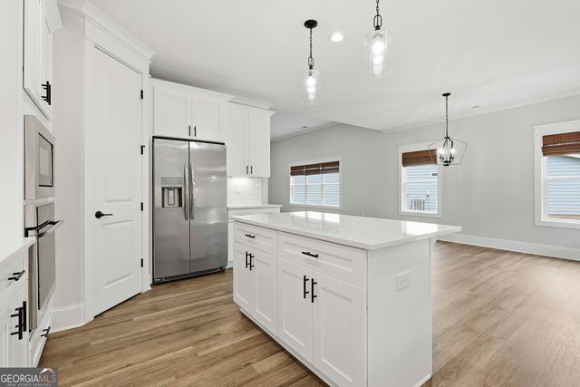 260 Redhaven Drive, Senoia, GA 30276