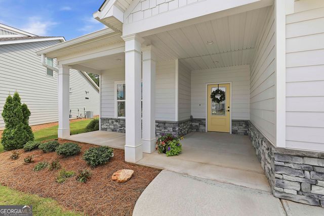 260 Redhaven Drive, Senoia, GA 30276