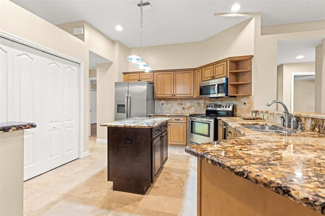 1525 CROOKED STICK DRIVE, Valrico, FL 33596