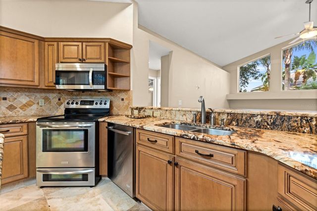 1525 CROOKED STICK DRIVE, Valrico, FL 33596