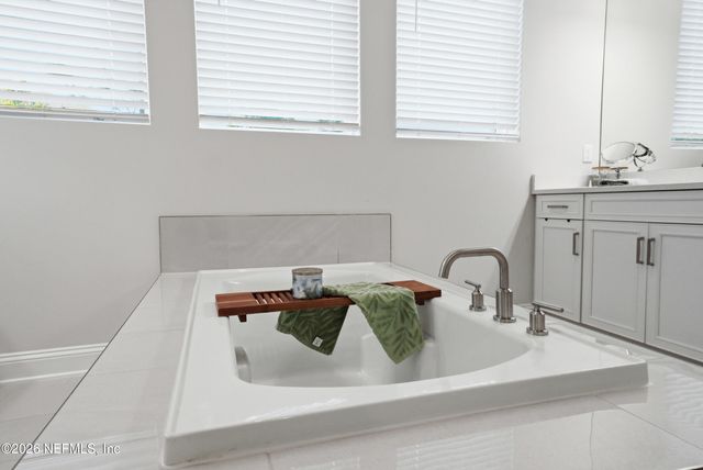 165 HIGH BRUSH Court, St. Johns, FL 32259