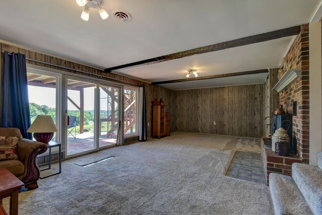 615 Main Street, Crane, MO 65633