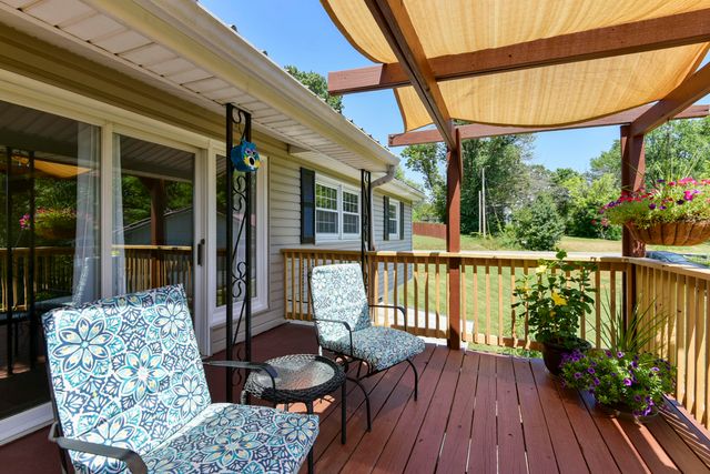 615 Main Street, Crane, MO 65633