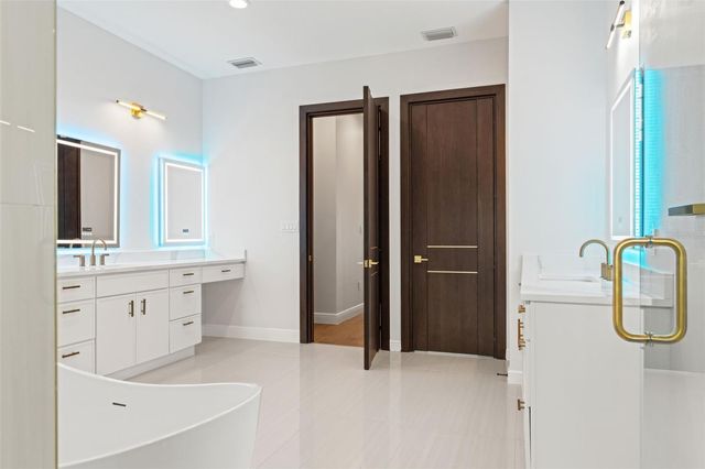 10700 PONTOFINO CIRCLE, Trinity, FL 34655