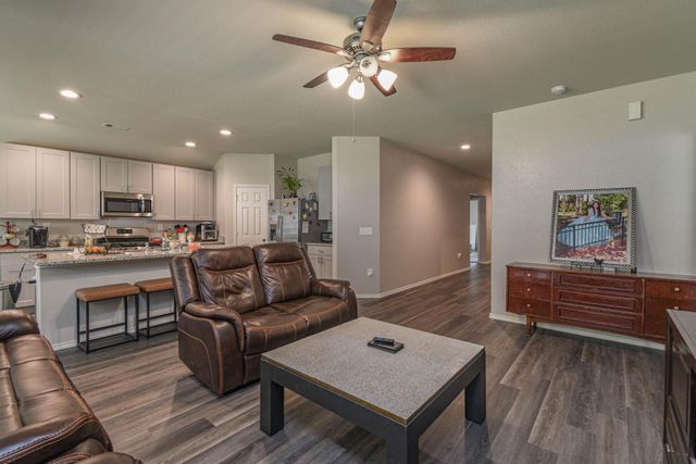 9971 Spring Creek Road, Cleveland, TX 77327