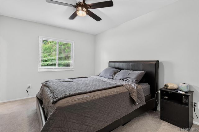 4903 Cape Town, Highland Charter Township, MI 48356