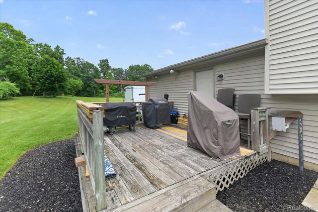 4903 Cape Town, Highland Charter Township, MI 48356