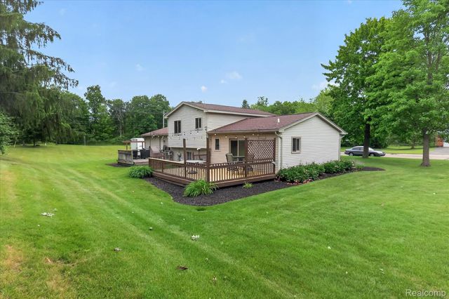 4903 Cape Town, Highland Charter Township, MI 48356