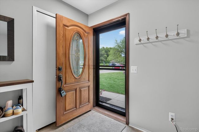 4903 Cape Town, Highland Charter Township, MI 48356