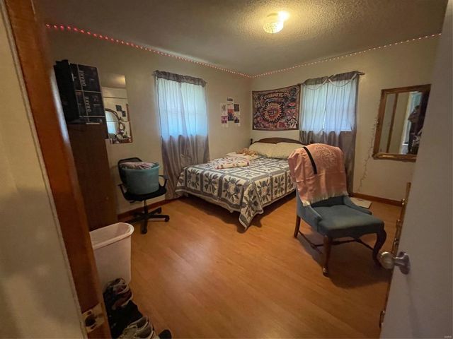 1043 S Hwy AA, Poplar Bluff, MO 63901