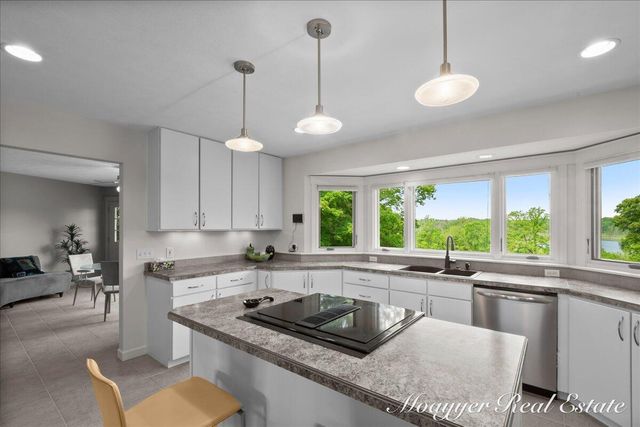 10245 Lincoln Lake Road NE, Greenville, MI 48838