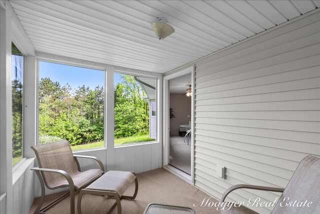 10245 Lincoln Lake Road NE, Greenville, MI 48838