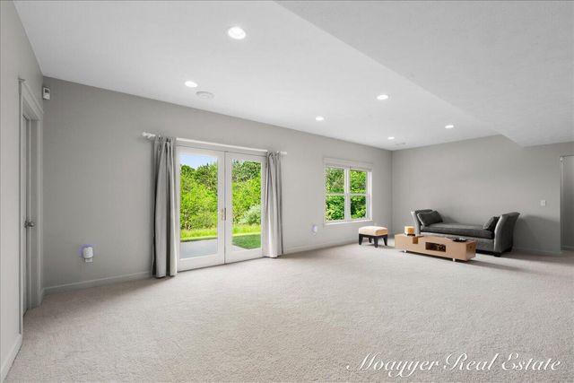 10245 Lincoln Lake Road NE, Greenville, MI 48838