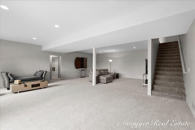 10245 Lincoln Lake Road NE, Greenville, MI 48838