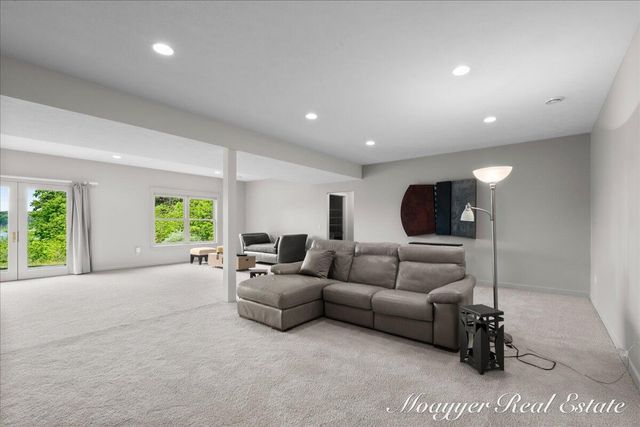 10245 Lincoln Lake Road NE, Greenville, MI 48838