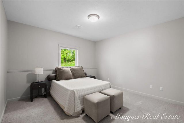 10245 Lincoln Lake Road NE, Greenville, MI 48838