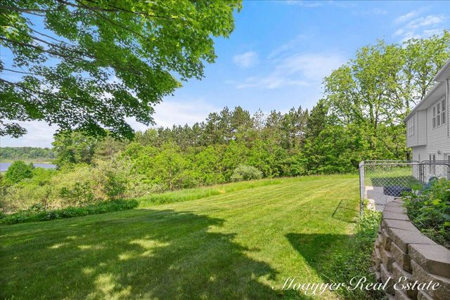 10245 Lincoln Lake Road NE, Greenville, MI 48838