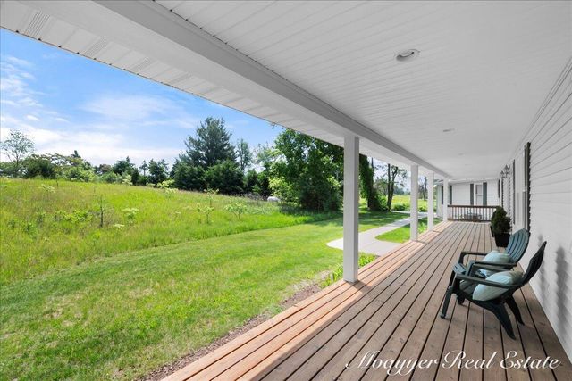 10245 Lincoln Lake Road NE, Greenville, MI 48838