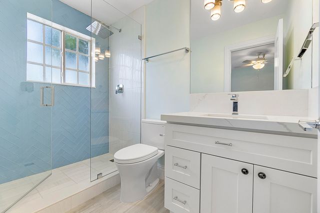 123 Yacht Club Way 101, Hypoluxo, FL 33462