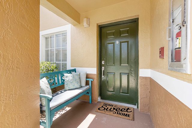 123 Yacht Club Way 101, Hypoluxo, FL 33462