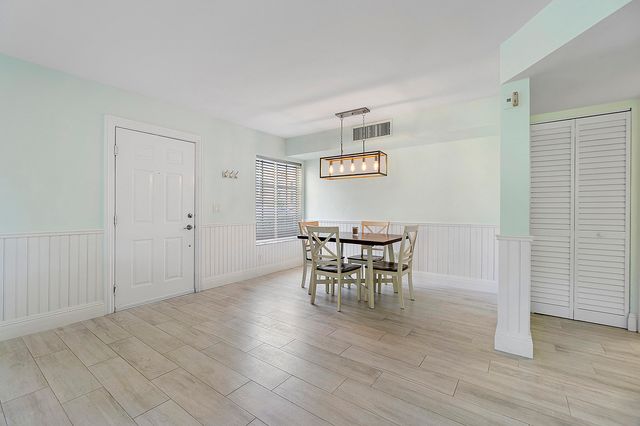 123 Yacht Club Way 101, Hypoluxo, FL 33462