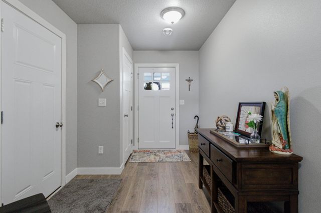 6877 17th Street S, Fargo, ND 58104