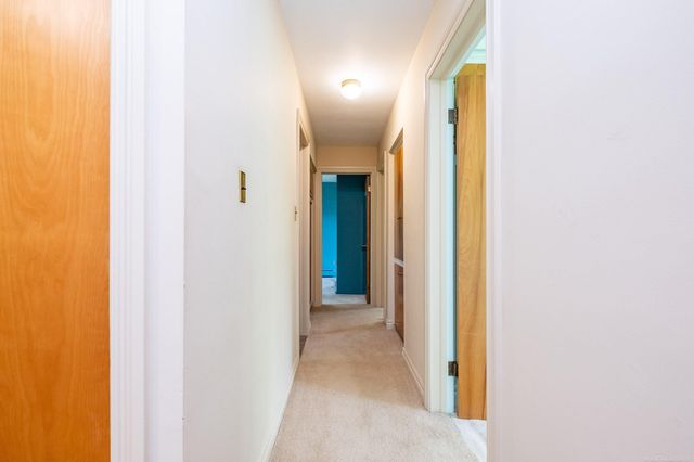 2800 Tewksbury Drive, Troy, MI 48098