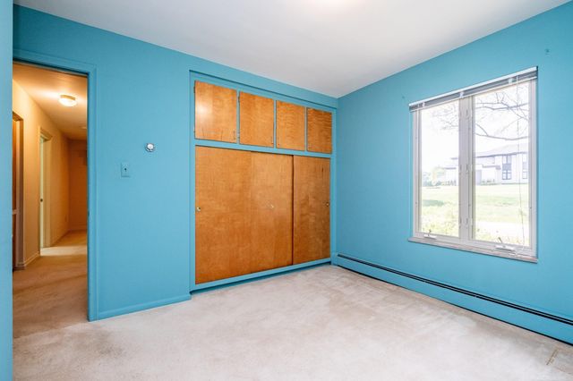 2800 Tewksbury Drive, Troy, MI 48098