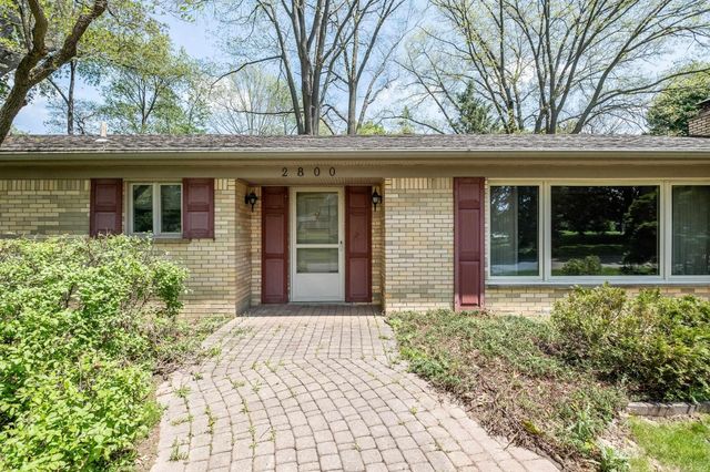 2800 Tewksbury Drive, Troy, MI 48098