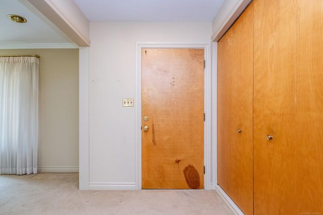 2800 Tewksbury Drive, Troy, MI 48098