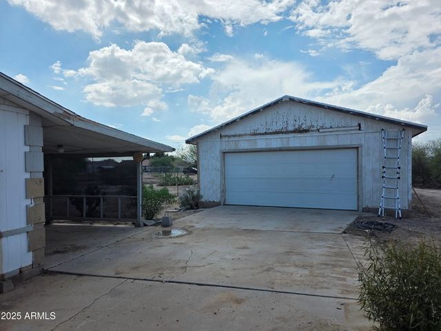 7985 W CABALLERO Circle, Arizona City, AZ 85123