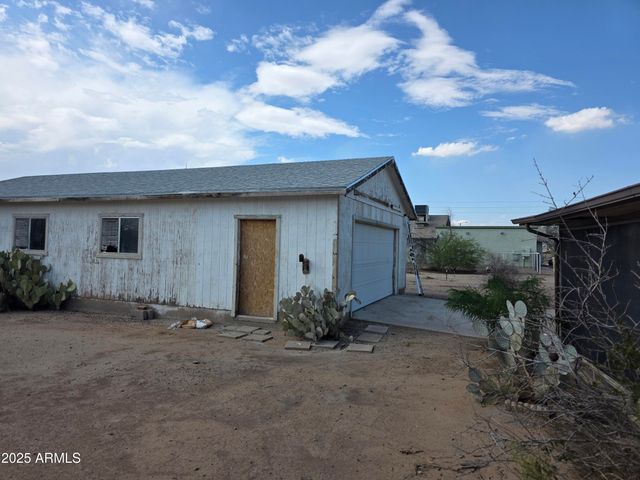 7985 W CABALLERO Circle, Arizona City, AZ 85123