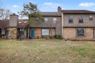 1674 E RAVENHILL DR # 49, Germantown, TN 38138