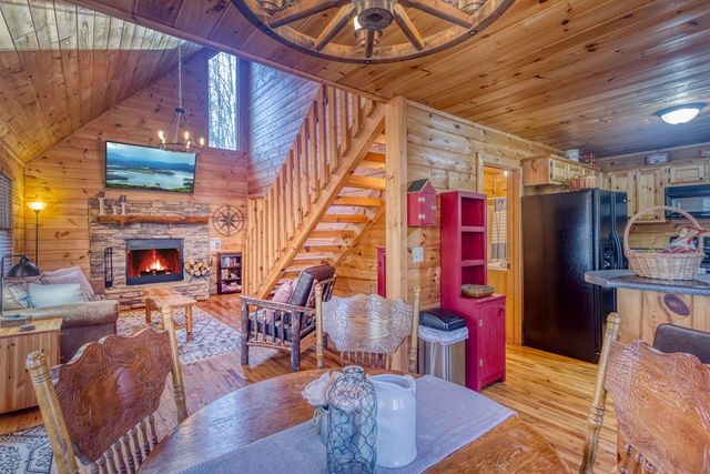 84 Luke Lane, Mineral Bluff, GA 30559