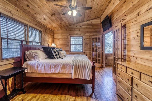 84 Luke Lane, Mineral Bluff, GA 30559