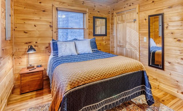 84 Luke Lane, Mineral Bluff, GA 30559