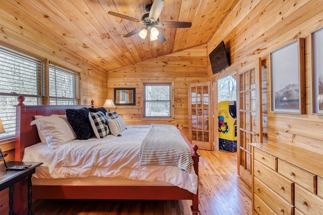 84 Luke Lane, Mineral Bluff, GA 30559