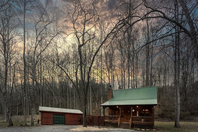 84 Luke Lane, Mineral Bluff, GA 30559