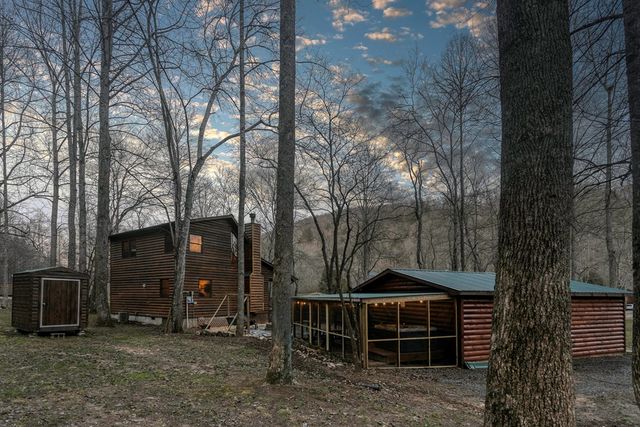 84 Luke Lane, Mineral Bluff, GA 30559