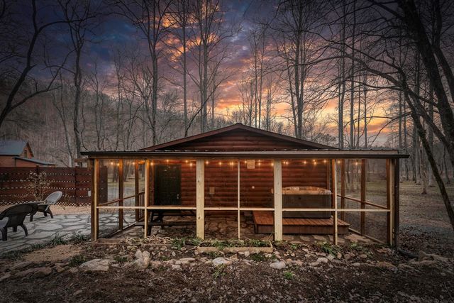 84 Luke Lane, Mineral Bluff, GA 30559