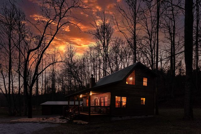 84 Luke Lane, Mineral Bluff, GA 30559
