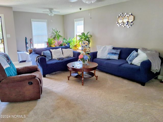 707 Blue Jean Road, Whiteville, NC 28472